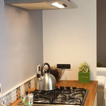 Lure 2 Apartment *