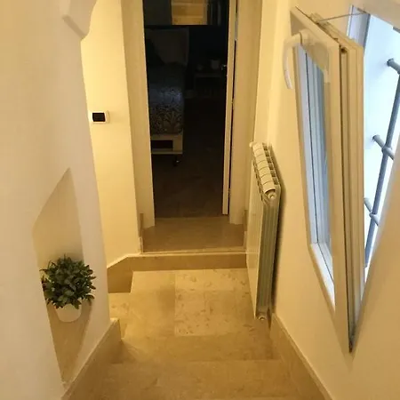 Lure 2 Apartment *